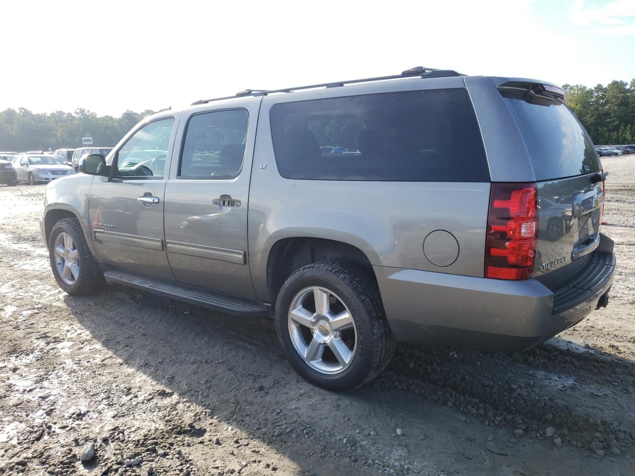 2012 Chevrolet Suburban C1500 Lt VIN: 1GNSCJE01CR253303 Lot: 71985384