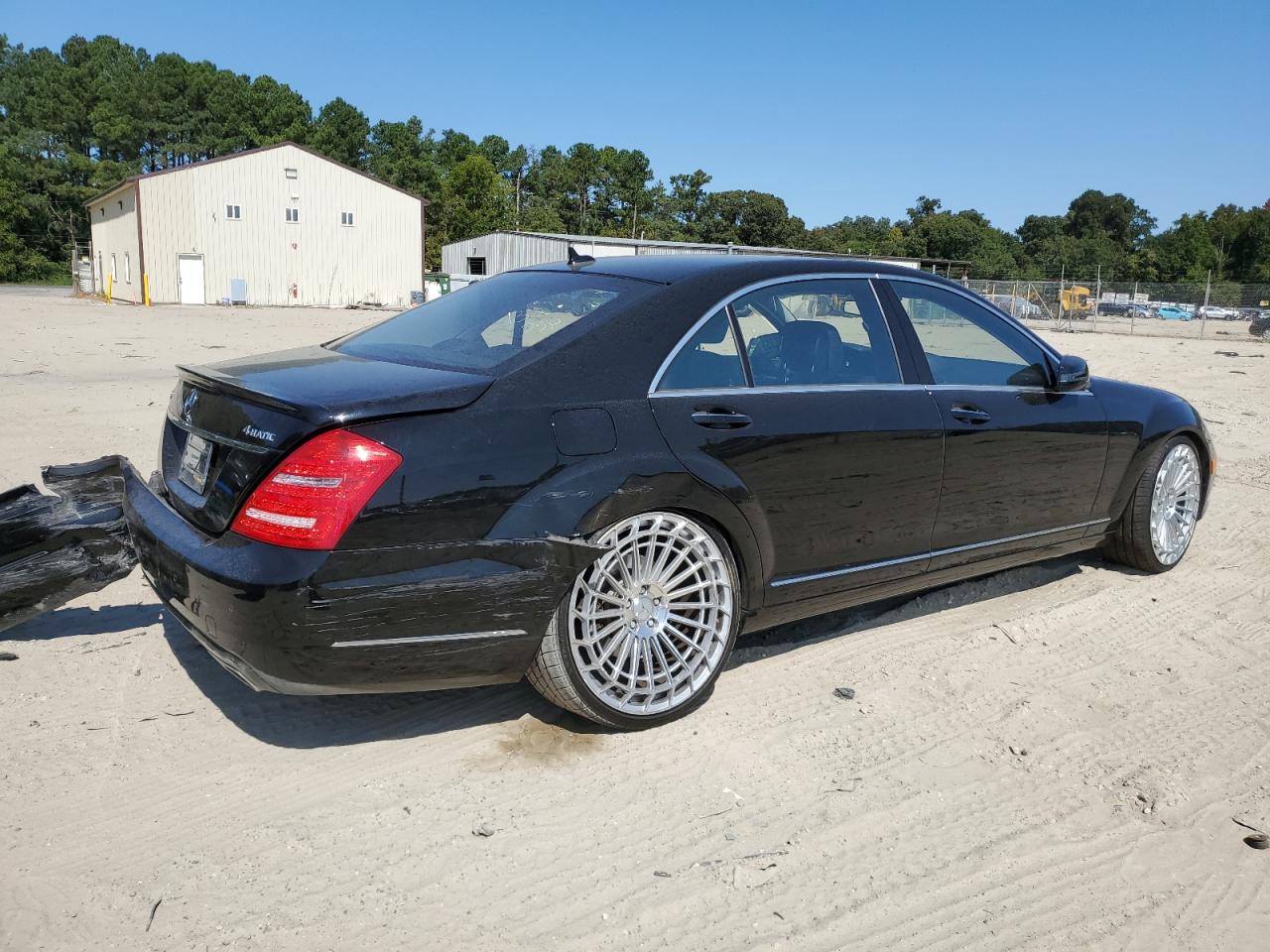 2010 Mercedes-Benz S 550 4Matic VIN: WDDNG8GB9AA327246 Lot: 70307264