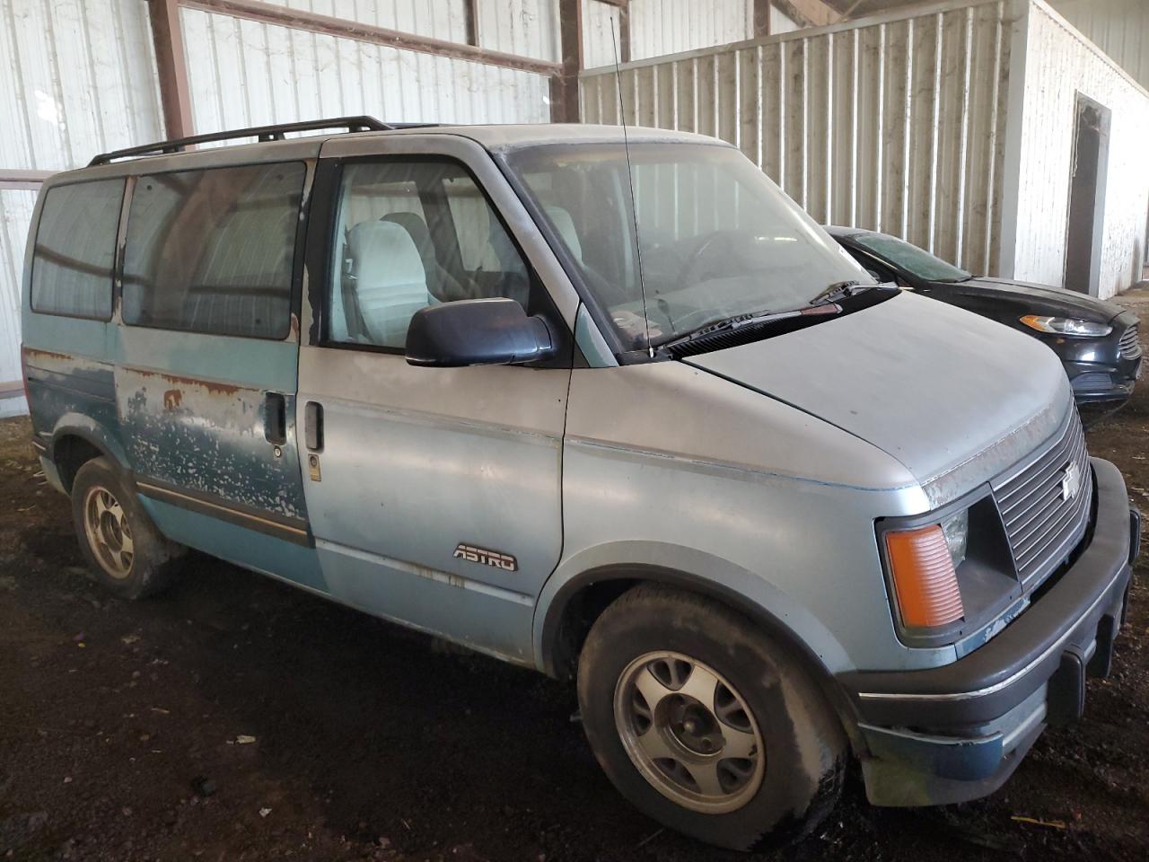 1993 GMC Safari VIN: 1GKDM15W6PB504662 Lot: 72306913