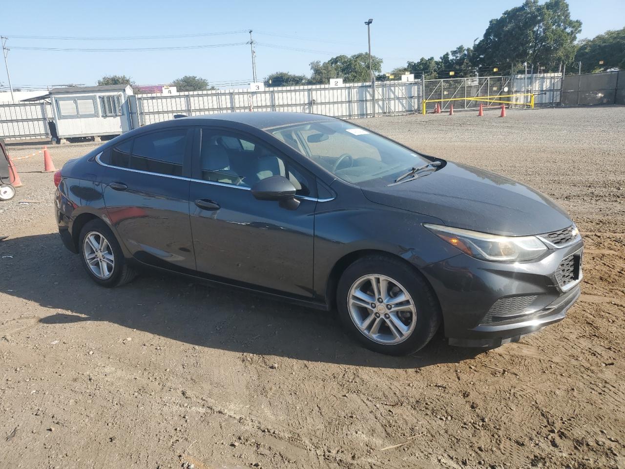 1G1BE5SM1H7196646 2017 Chevrolet Cruze Lt