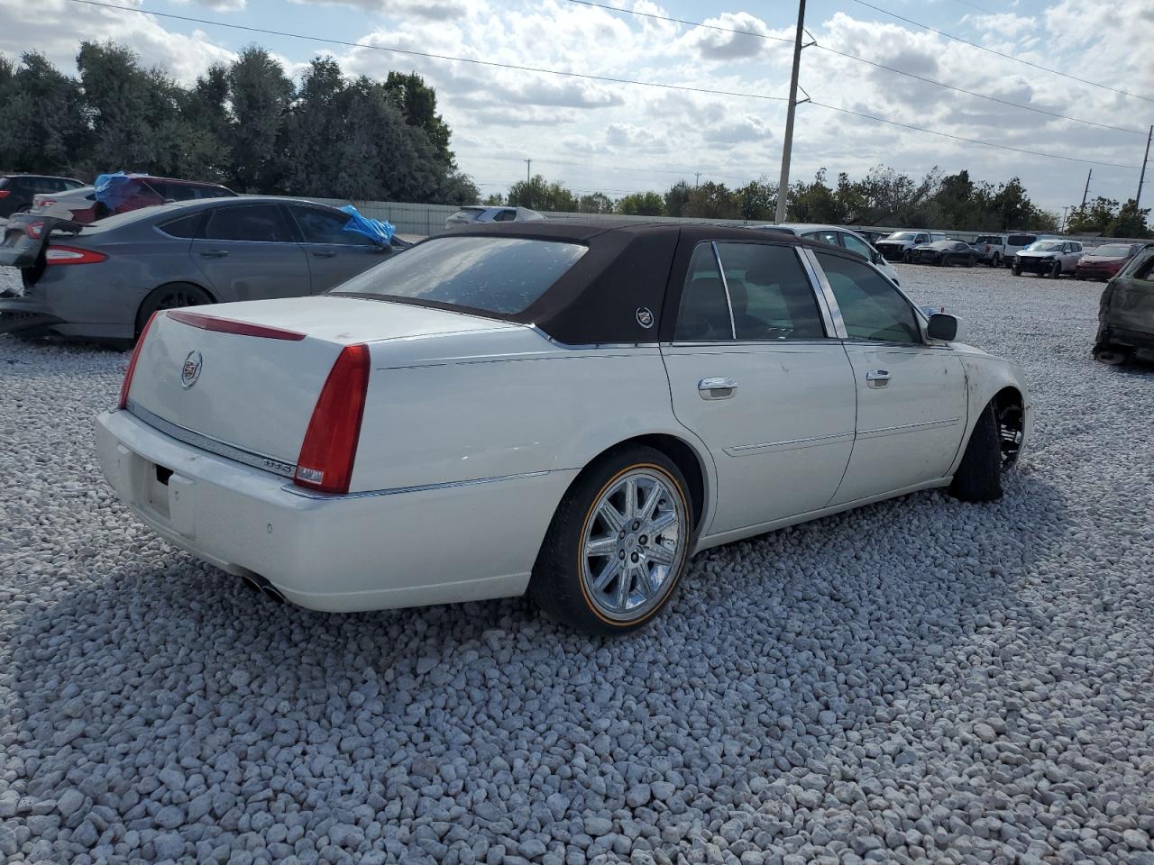 2010 Cadillac Dts Premium Collection VIN: 1G6KH5EY7AU130805 Lot: 78104194