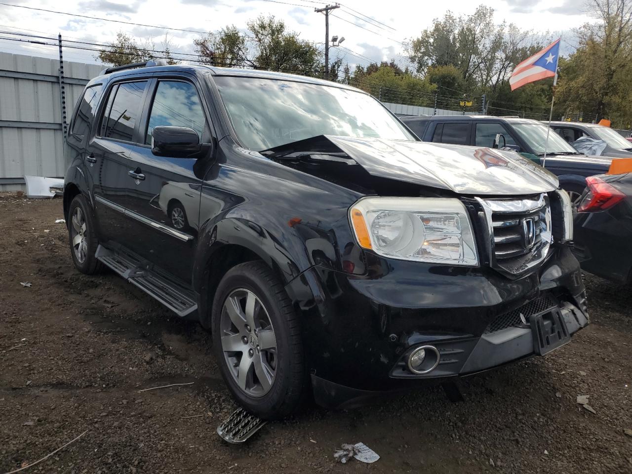 5FNYF4H95EB015338 2014 Honda Pilot Touring