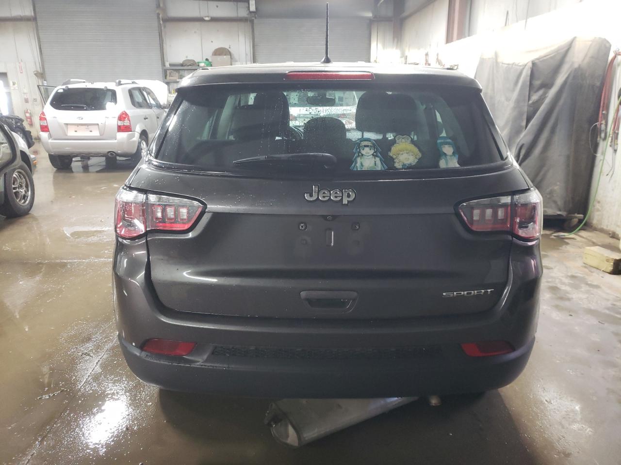 3C4NJCABXJT461358 2018 Jeep Compass Sport