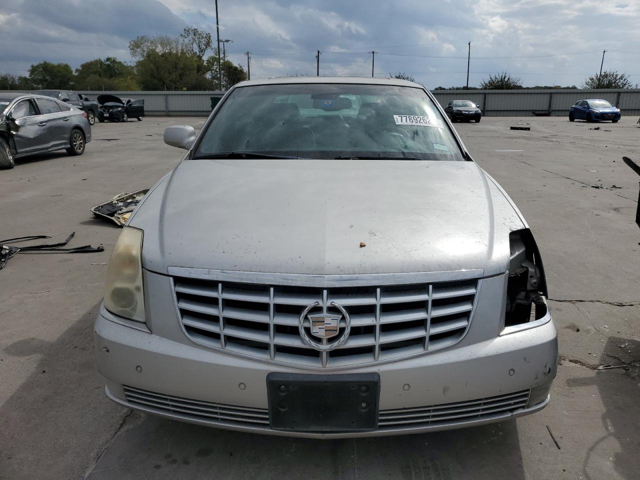 2007 Cadillac Dts VIN: 1G6KD57Y27U196647 Lot: 77892624