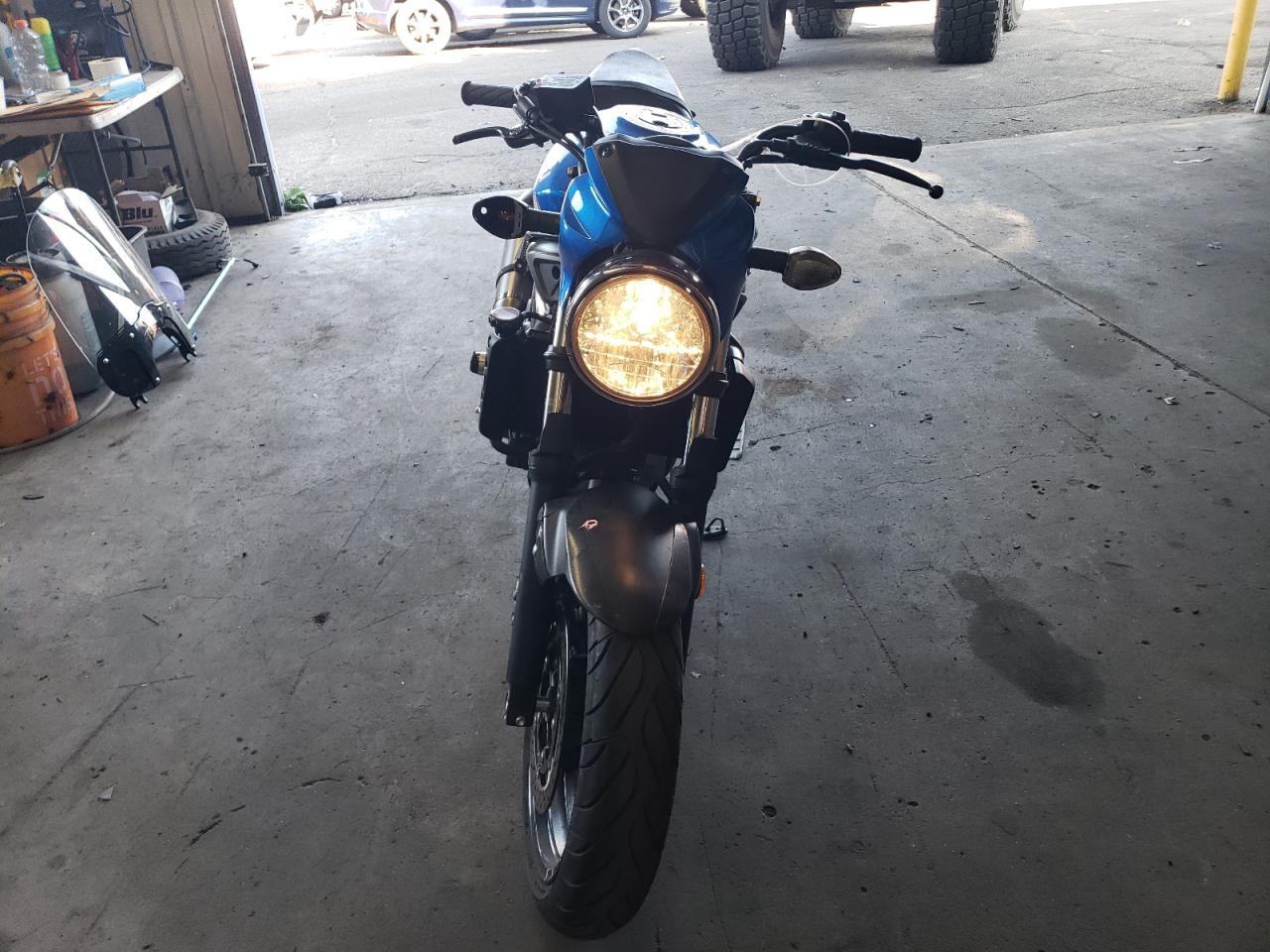 JS1VP55A1J2100446 2018 Suzuki Sv650