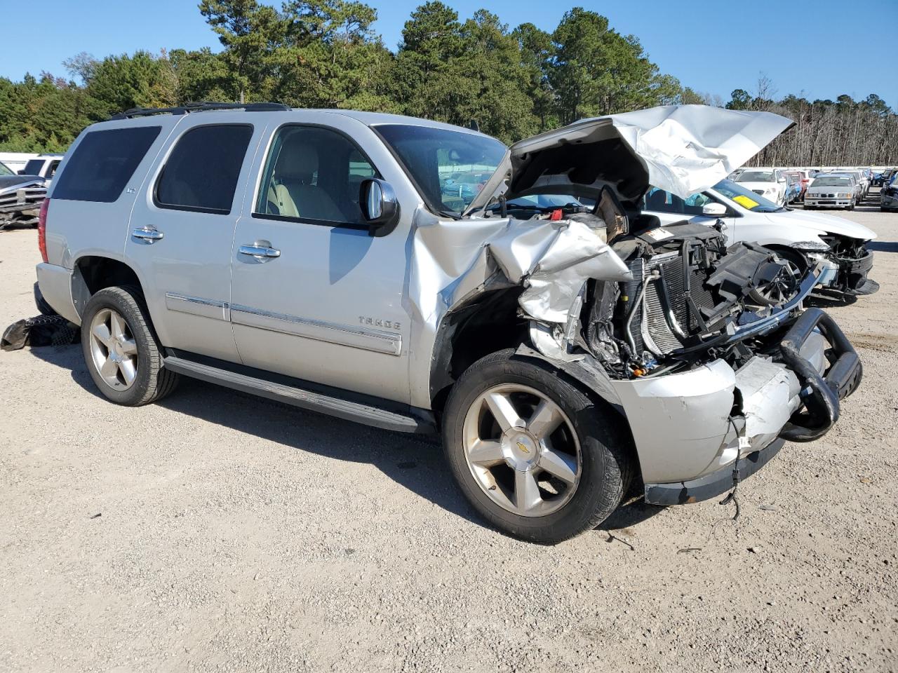 1GNSCCE09BR373537 2011 Chevrolet Tahoe C1500 Ltz