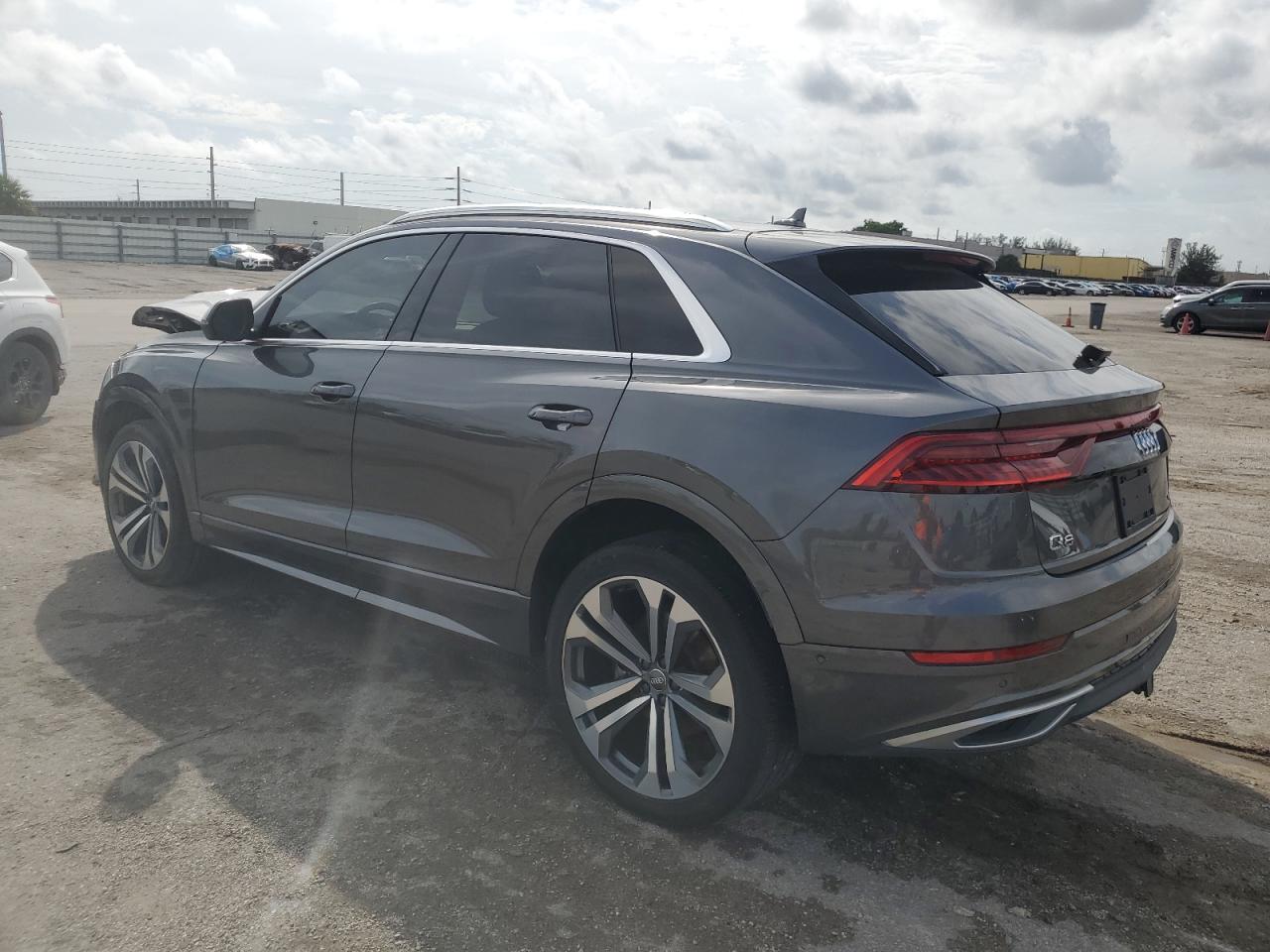 WA1CVAF19KD011315 2019 Audi Q8 Prestige