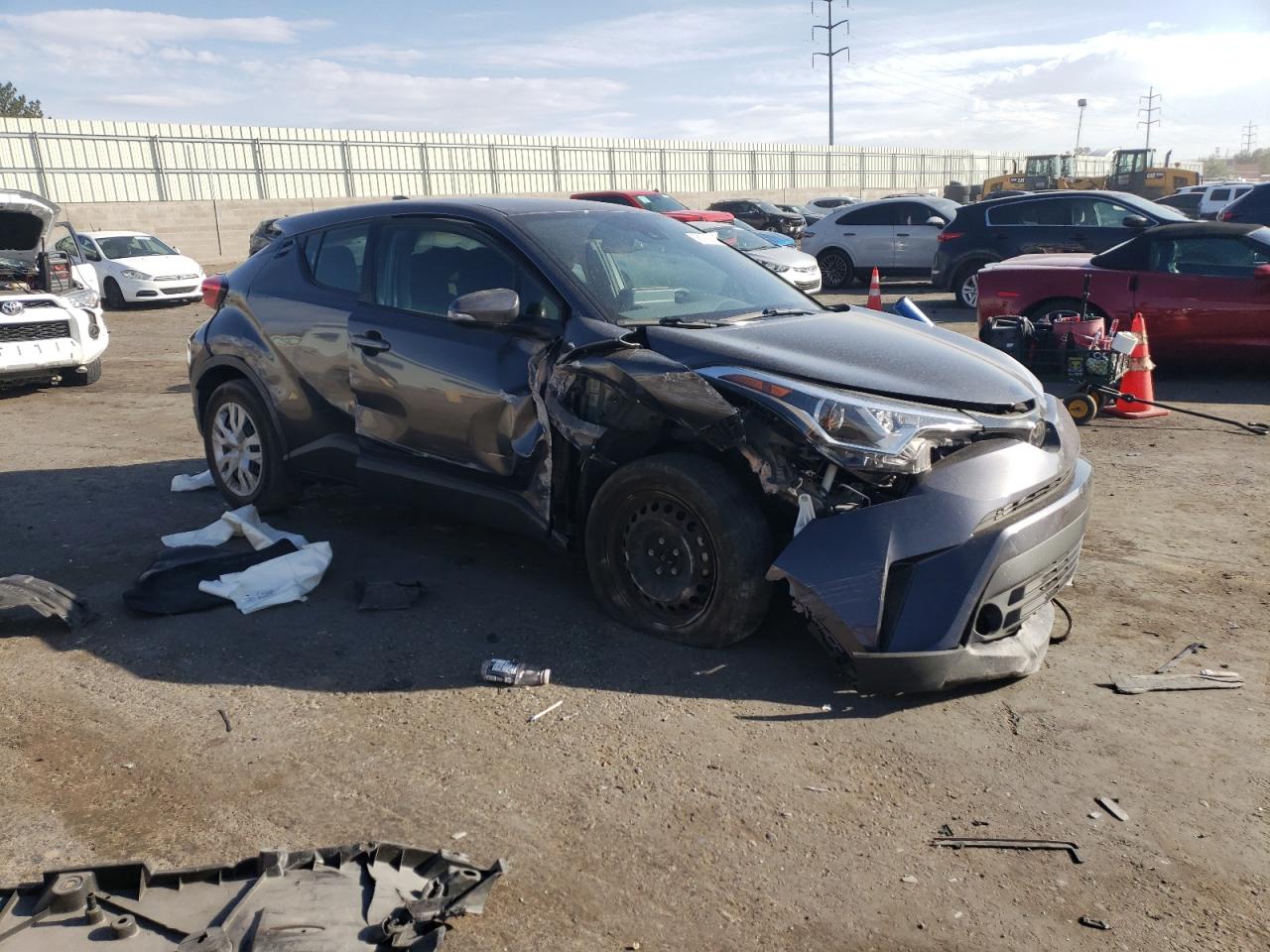 JTNKHMBX0K1021572 2019 Toyota C-Hr Xle