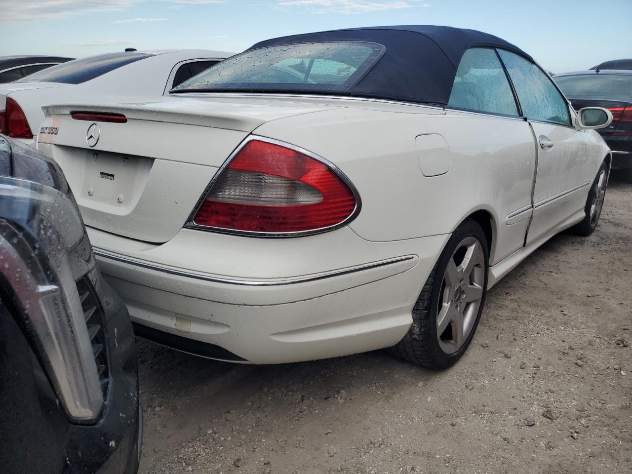 2007 Mercedes-Benz Clk 550 VIN: WDBTK72F97T084134 Lot: 77396264