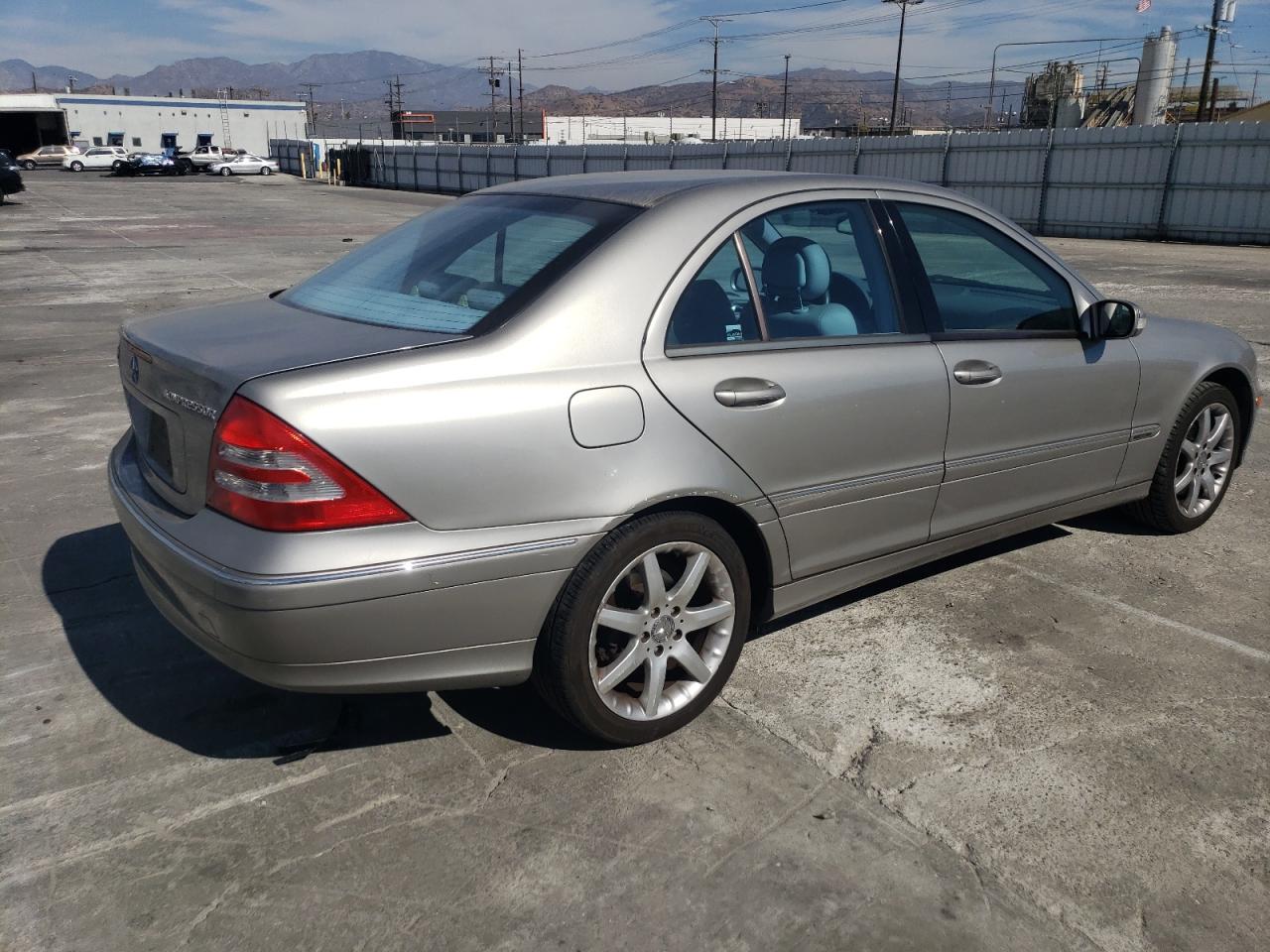 2003 Mercedes-Benz C 230K Sport Sedan VIN: WDBRF40J33F421393 Lot: 75850424