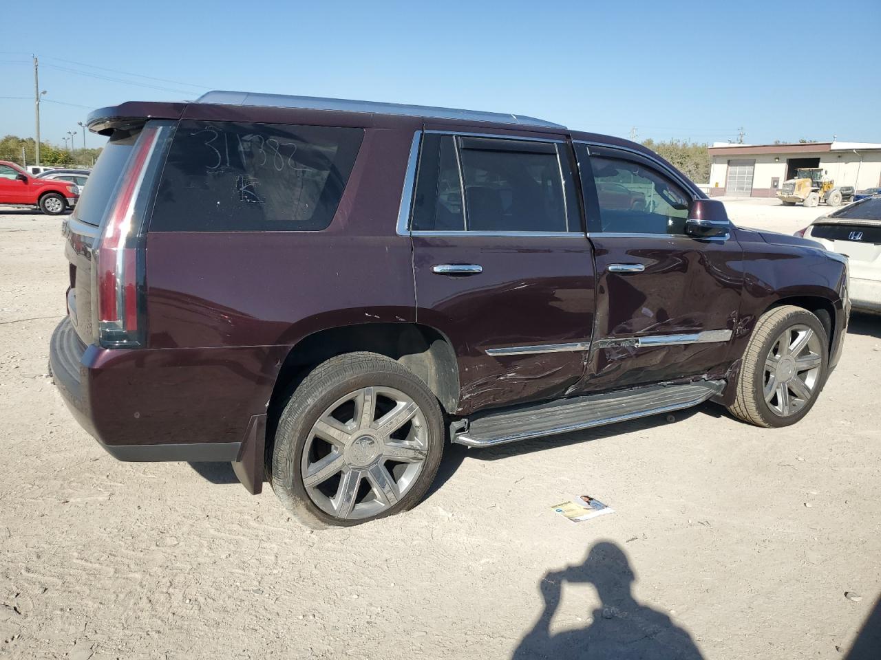 1GYS4BKJ4HR311382 2017 Cadillac Escalade Luxury