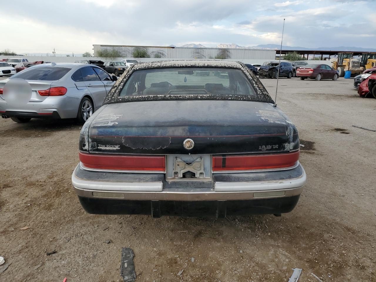 1G4BT5376NR466262 1992 Buick Roadmaster Limited