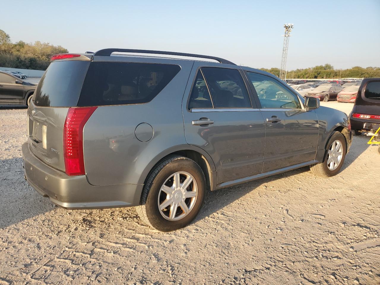 2005 Cadillac Srx VIN: 1GYEE637450180474 Lot: 75522264