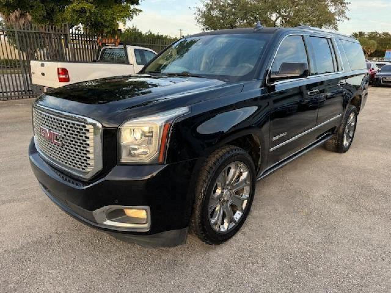 1GKS1JKJ0FR715158 2015 GMC Yukon Xl Denali