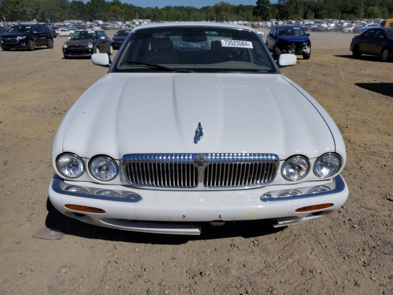 SAJDA14C2YLF11720 2000 Jaguar Xj8