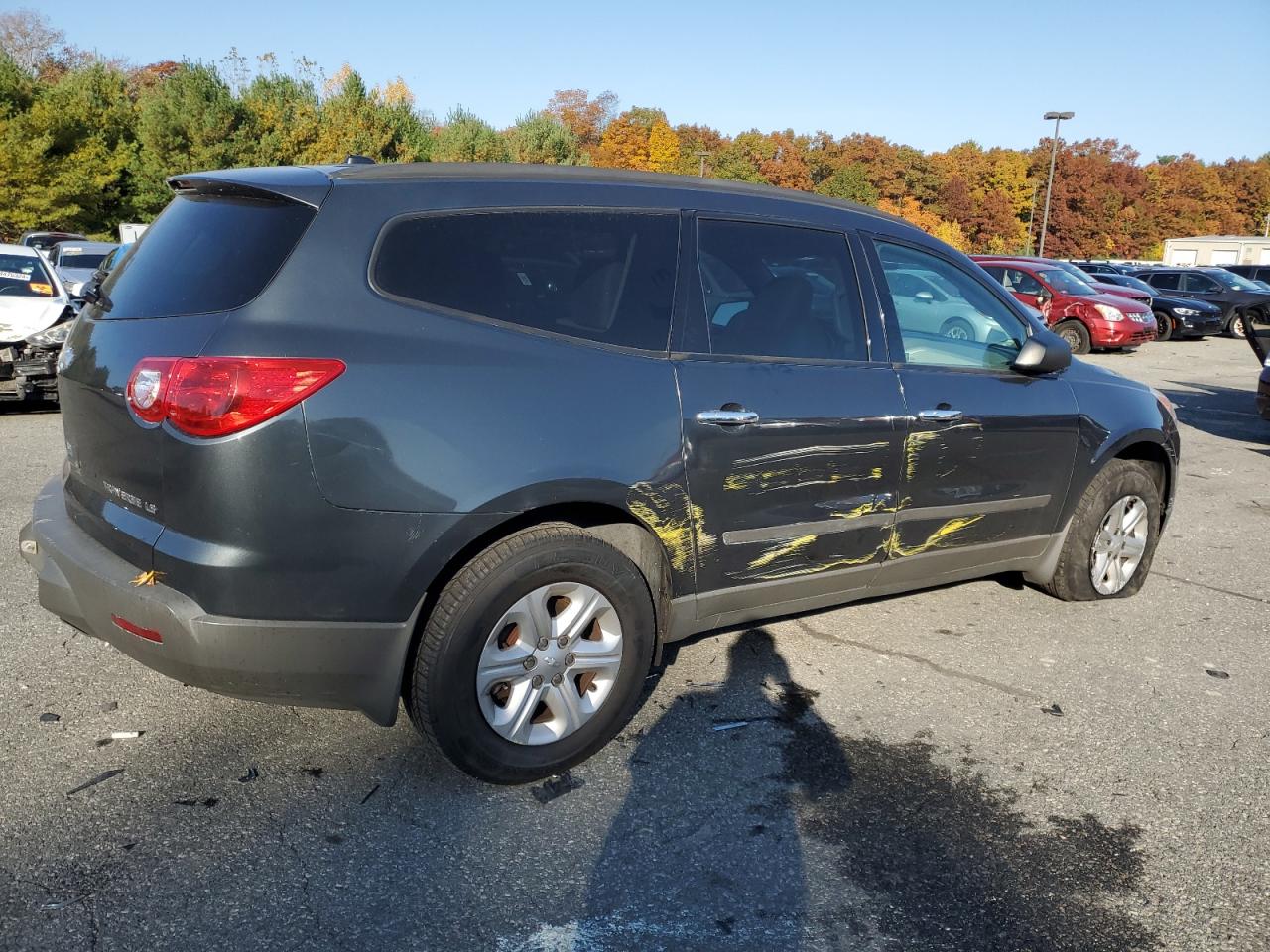 2012 Chevrolet Traverse Ls VIN: 1GNKVFED5CJ367295 Lot: 77118144