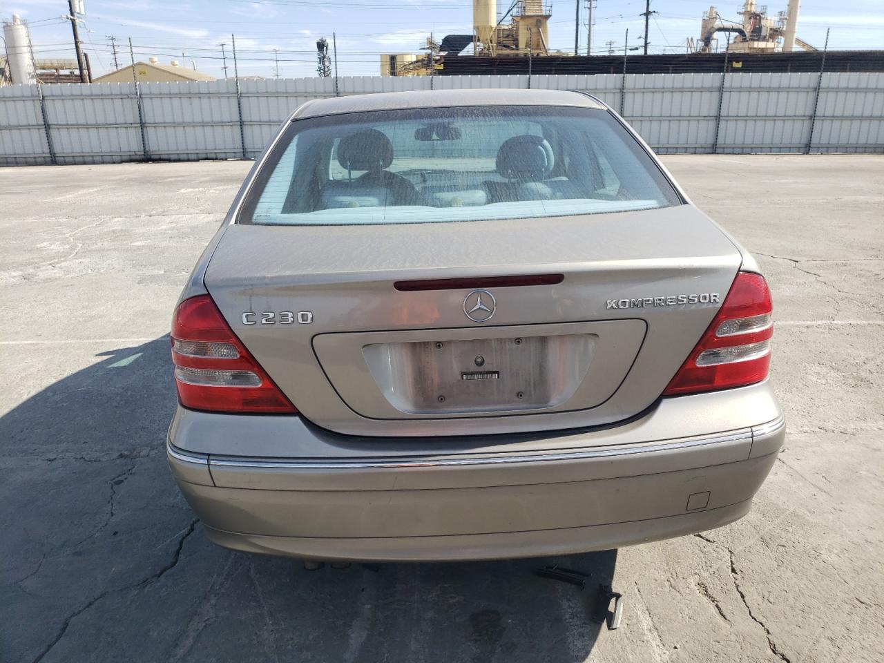 2003 Mercedes-Benz C 230K Sport Sedan VIN: WDBRF40J33F421393 Lot: 75850424