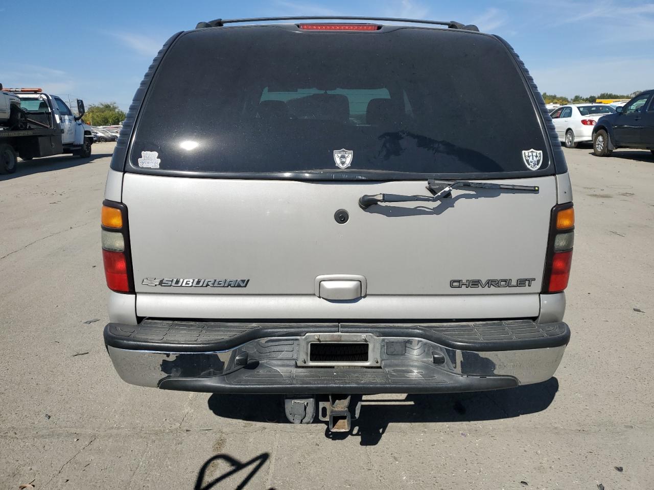 2004 Chevrolet Suburban K1500 VIN: 1GNFK16Z94J156657 Lot: 74087664