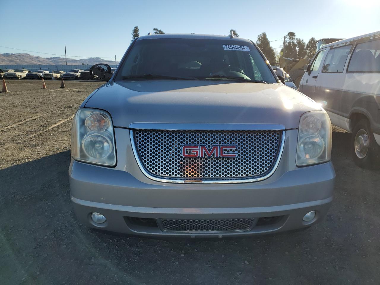 2008 GMC Yukon Xl Denali VIN: 1GKFK66898J216881 Lot: 76566554