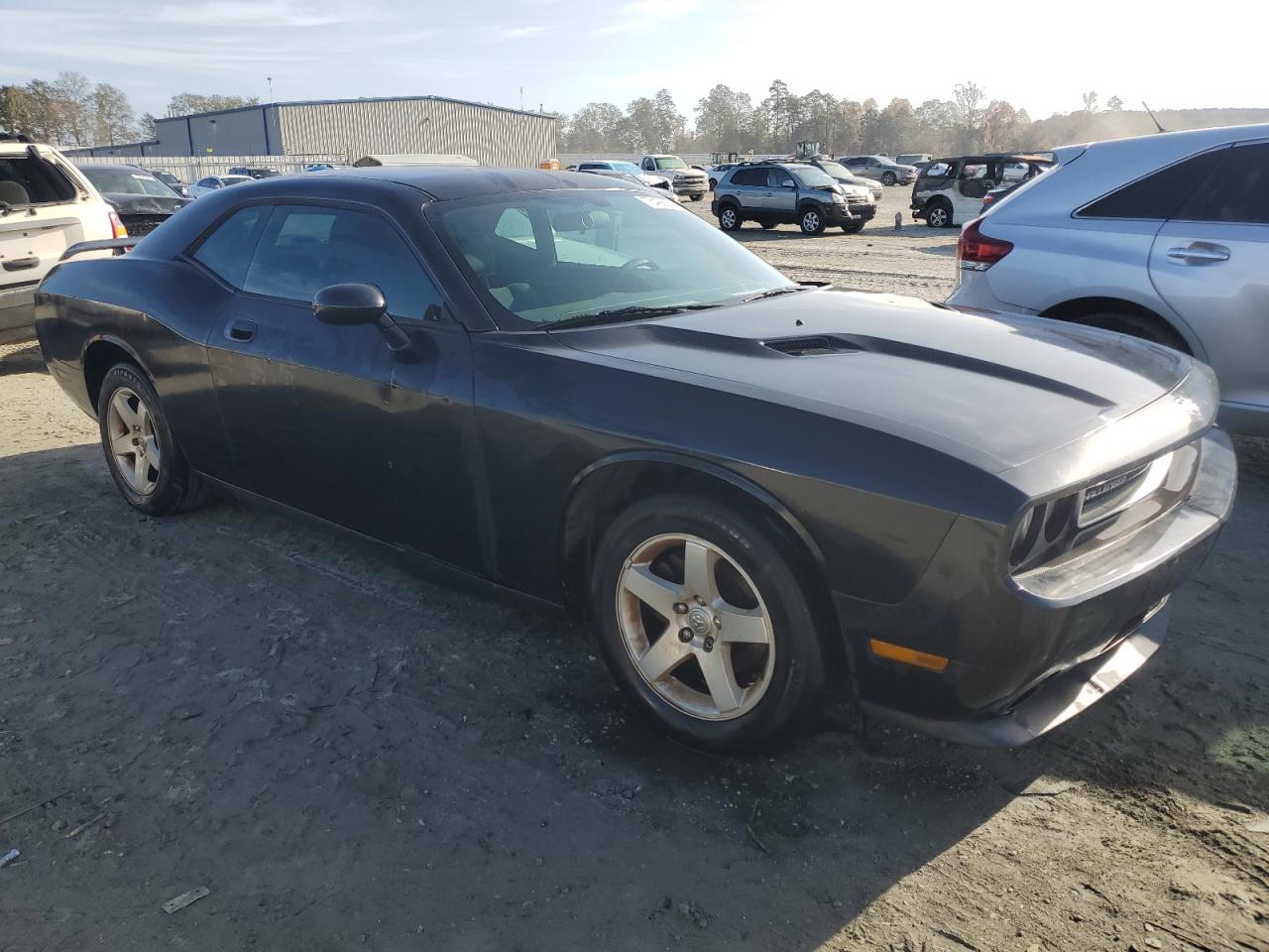 2B3CJ4DV1AH111856 2010 Dodge Challenger Se