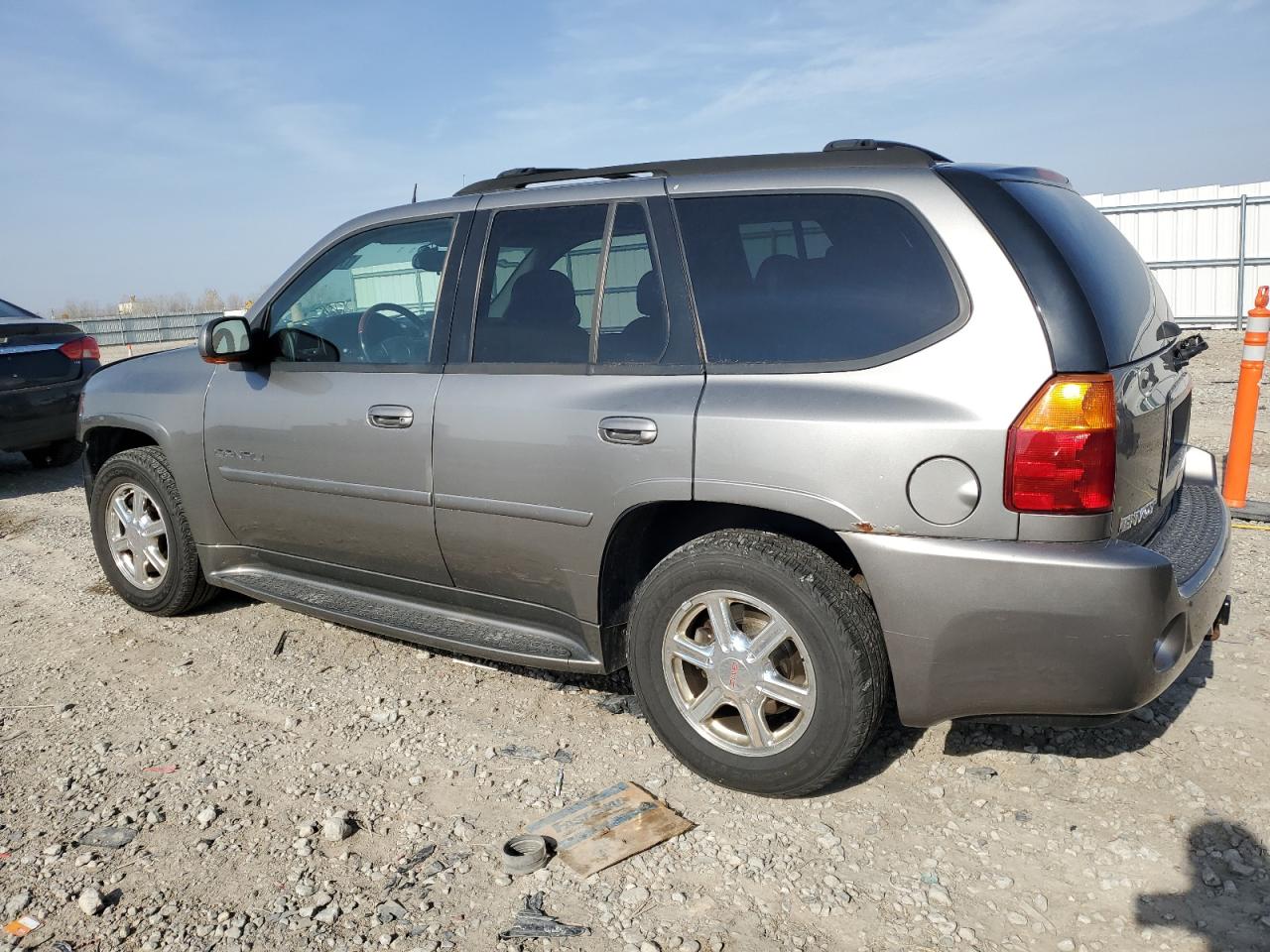 2005 GMC Envoy Denali VIN: 1GKET63M652379567 Lot: 77862334