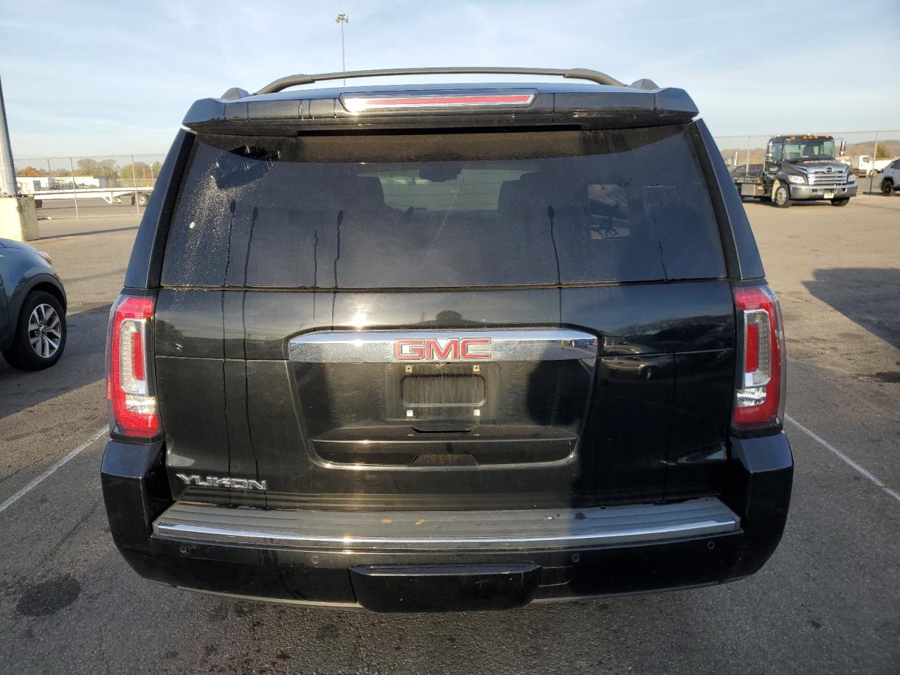 1GKS2CKJ3FR502553 2015 GMC Yukon Denali