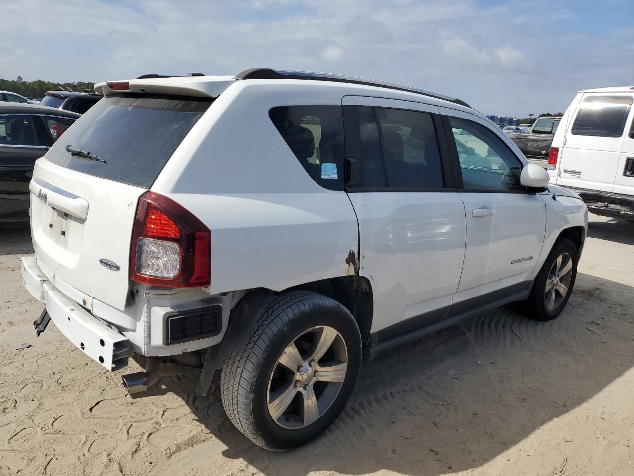 2016 Jeep Compass Latitude VIN: 1C4NJDEB1GD673449 Lot: 78436914