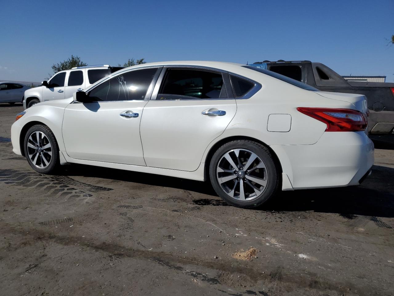 1N4AL3AP6HC475029 2017 Nissan Altima 2.5