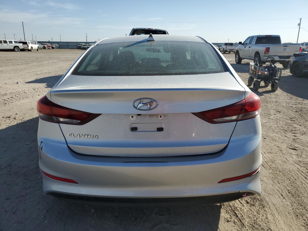 5NPD84LF8JH309592 2018 Hyundai Elantra Sel