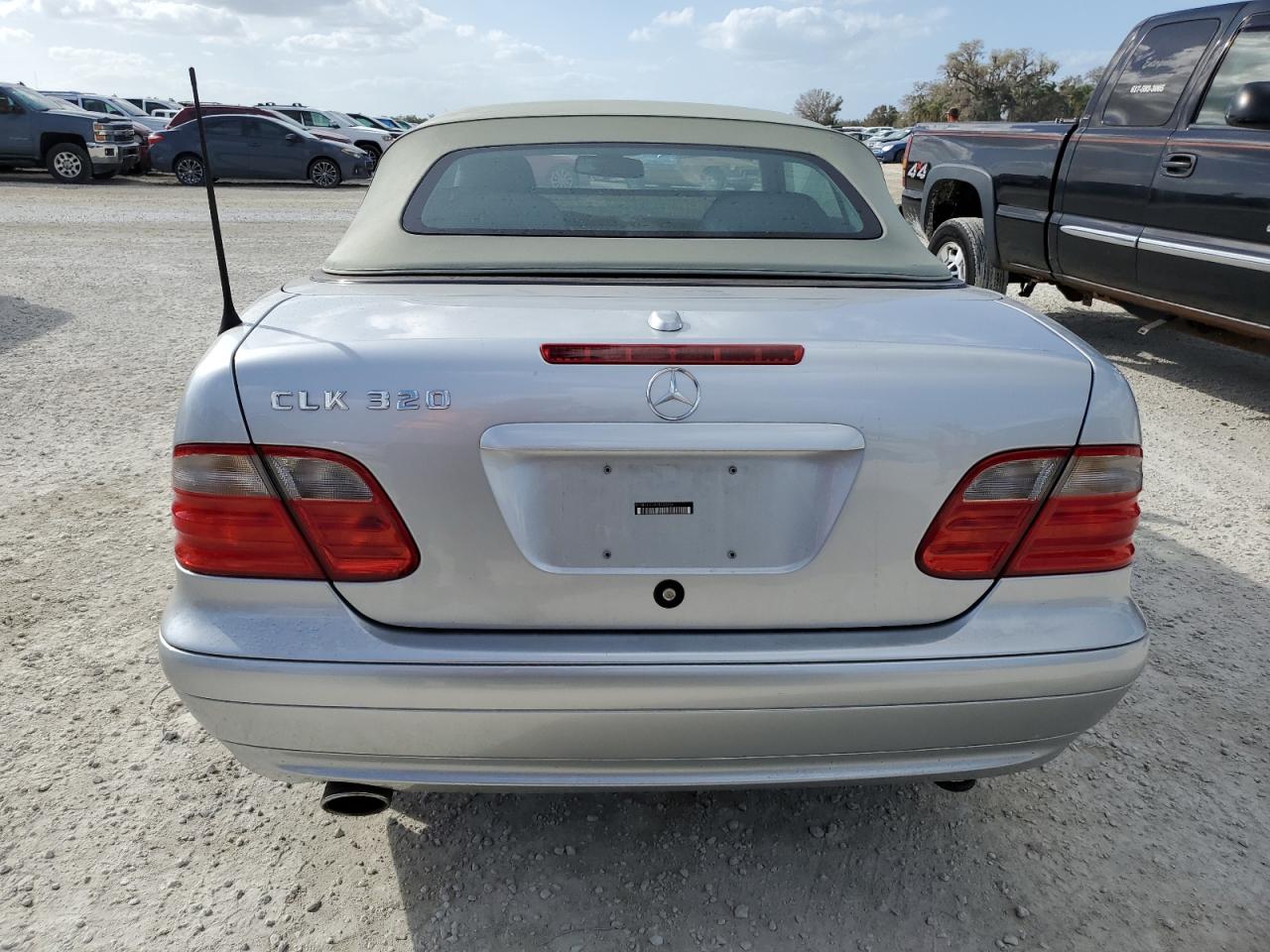 2002 Mercedes-Benz Clk 320 VIN: WDBLK65G92T092886 Lot: 78297224