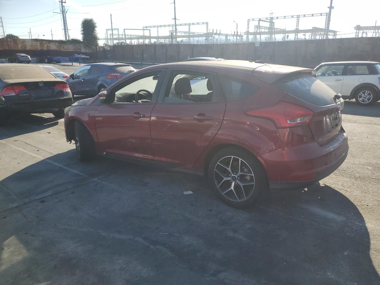 1FADP3M25HL314656 2017 Ford Focus Sel