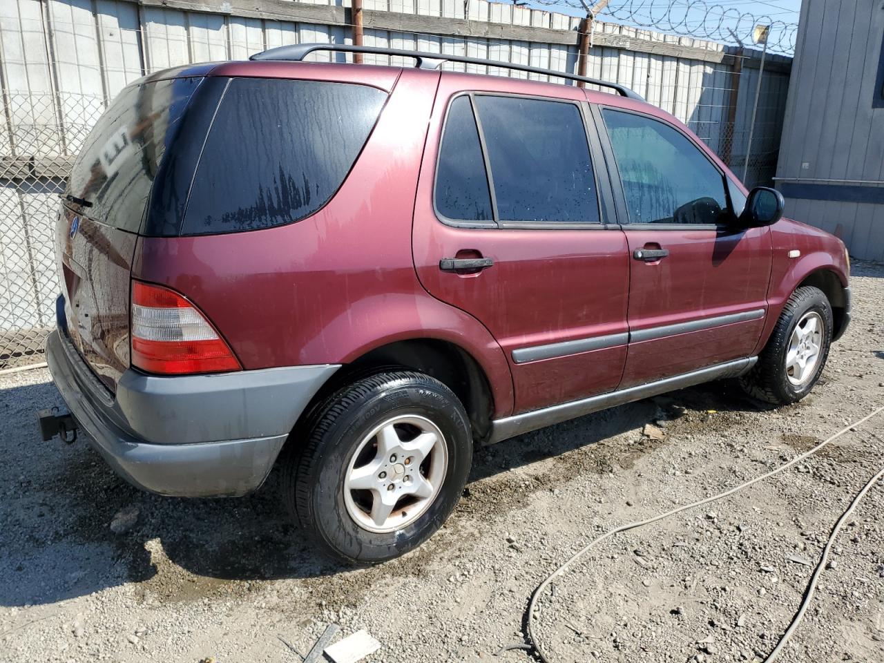 1998 Mercedes-Benz Ml 320 VIN: 4JGAB54E4WA021255 Lot: 74582844