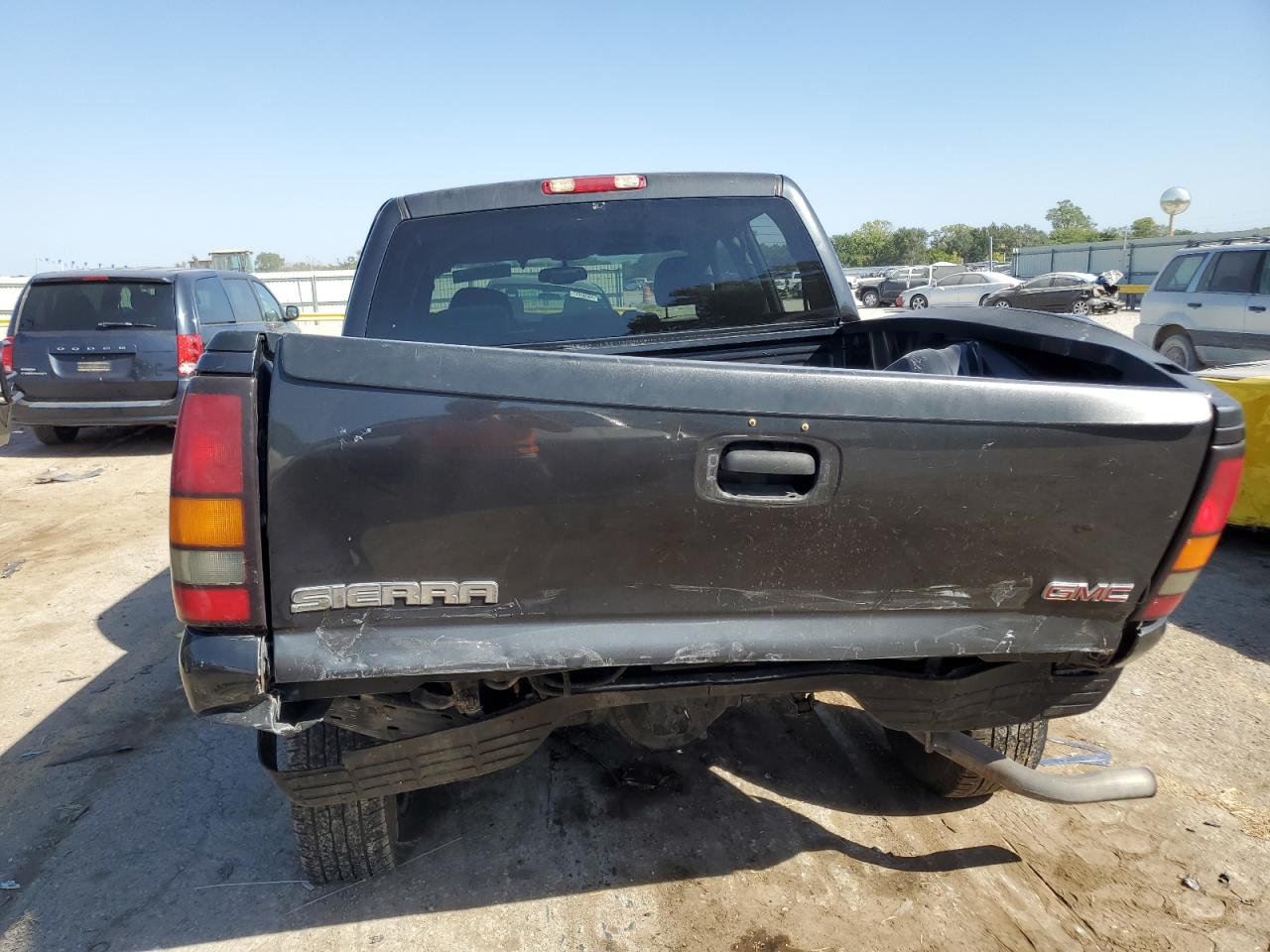 2GTEC13T241362382 2004 GMC New Sierra C1500