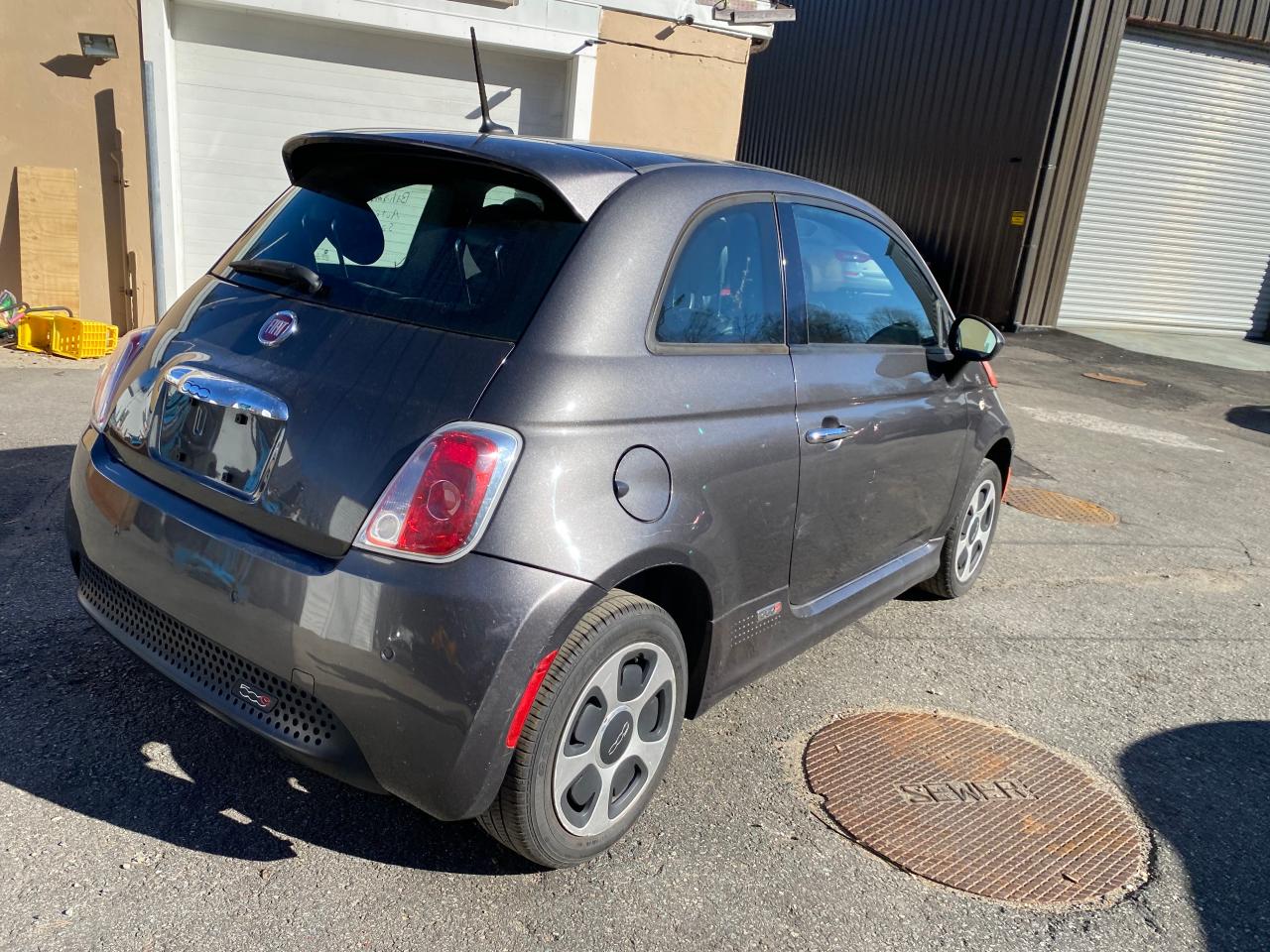 2015 Fiat 500 Electric VIN: 3C3CFFGE7FT695464 Lot: 75654134