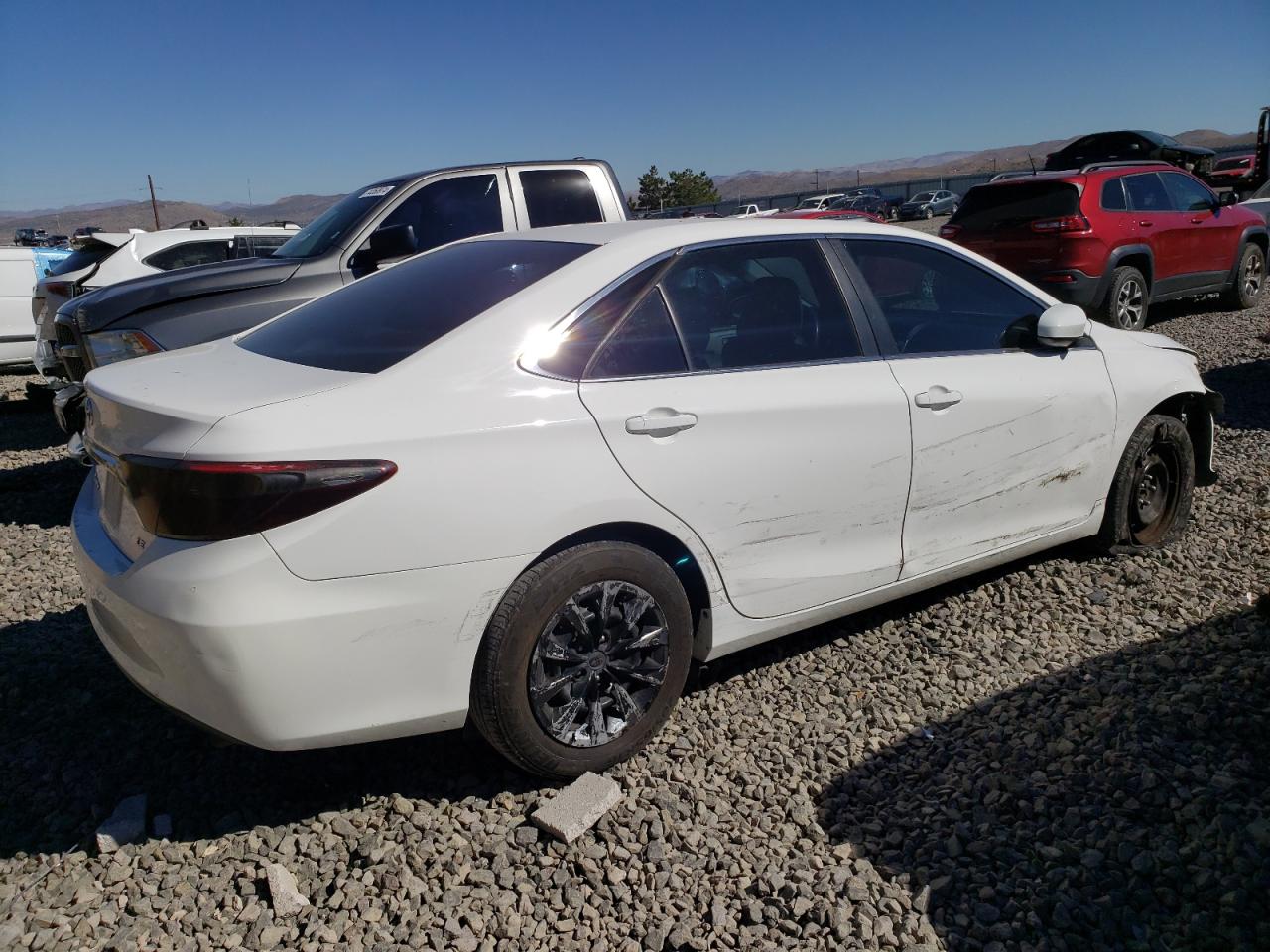 2015 Toyota Camry Le VIN: 4T4BF1FK7FR459180 Lot: 74333054