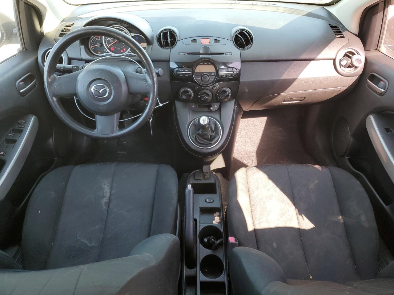 JM1DE1KY8D0167627 2013 Mazda Mazda2