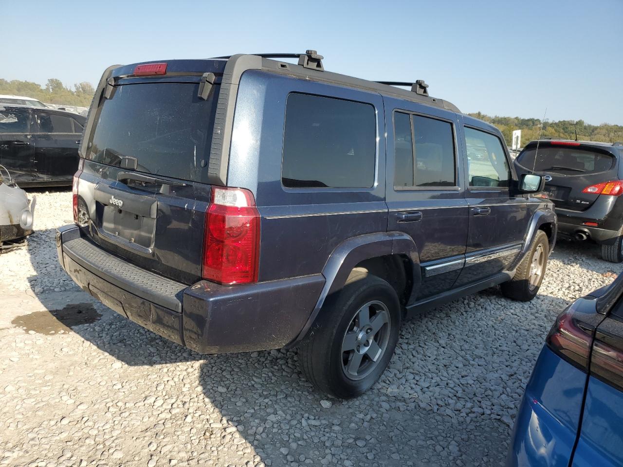 2010 Jeep Commander Sport VIN: 1J4RG4GKXAC126619 Lot: 75945524