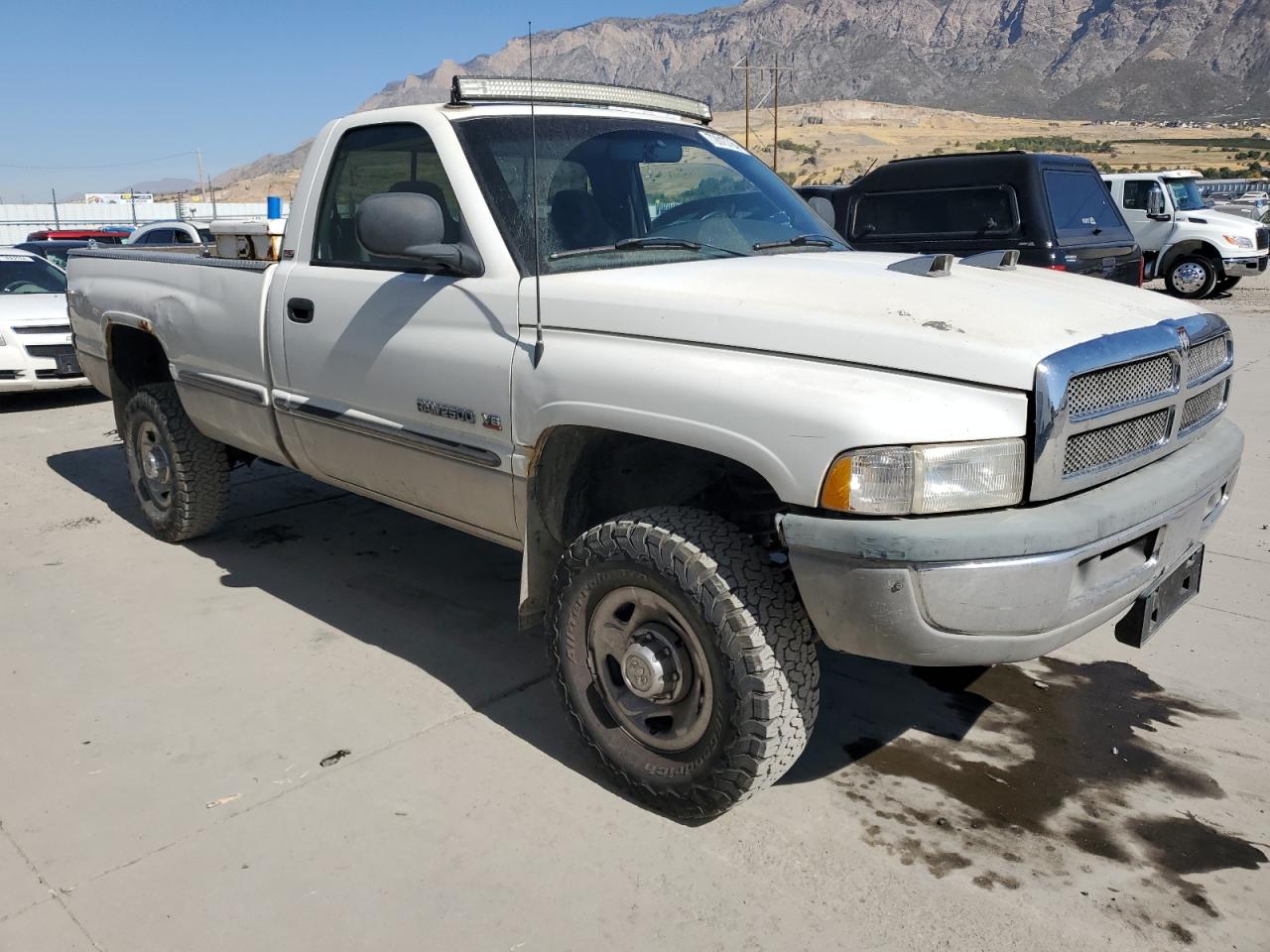 1998 Dodge Ram 2500 VIN: 3B7KF26Z5WM219387 Lot: 72813764