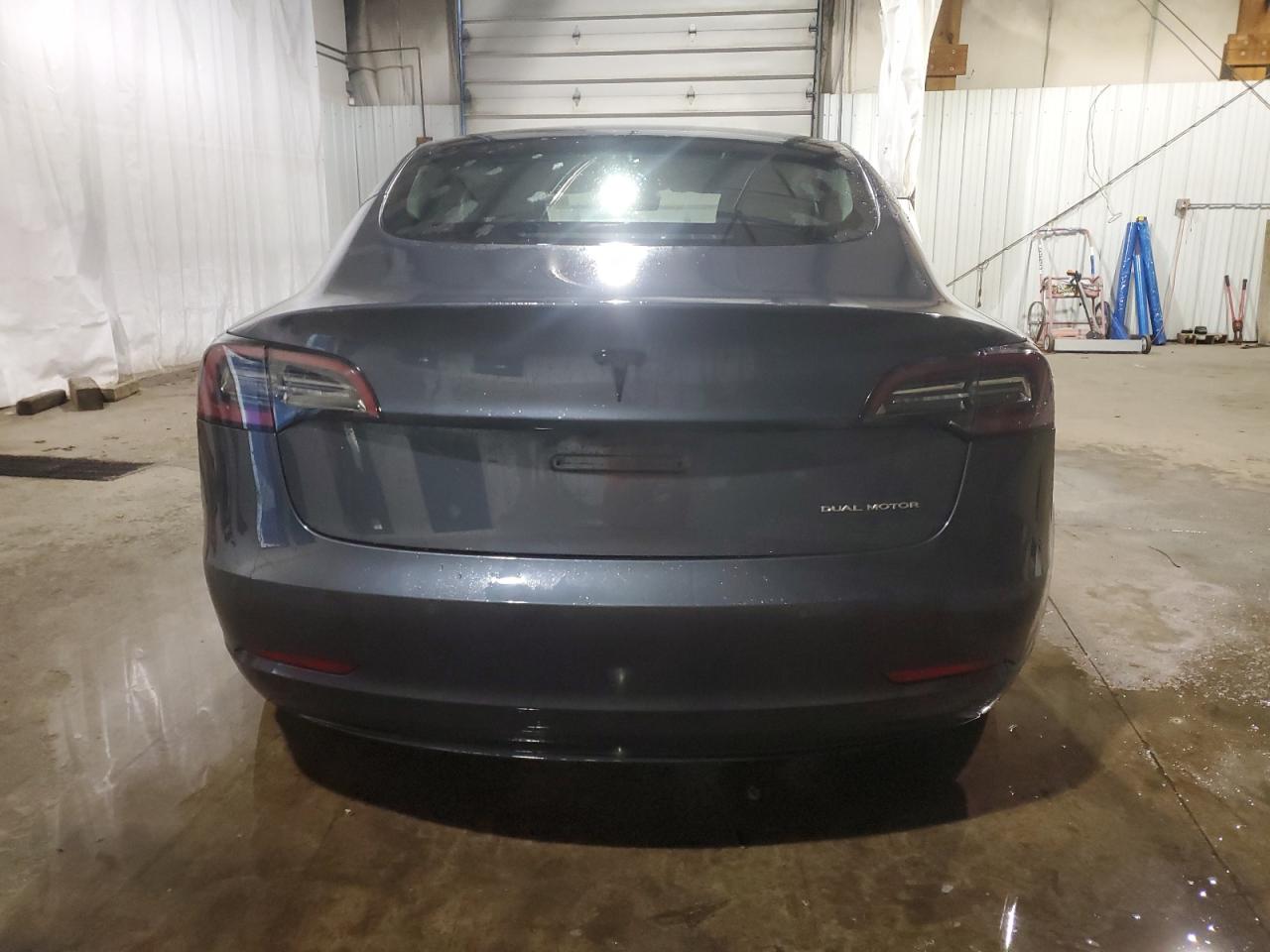 5YJ3E1EB9NF335622 2022 Tesla Model 3