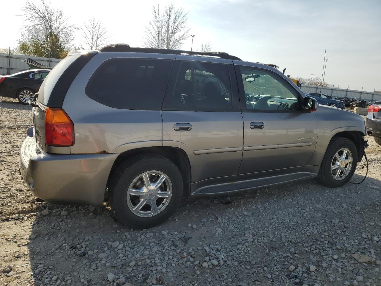 2005 GMC Envoy Denali VIN: 1GKET63M652379567 Lot: 77862334