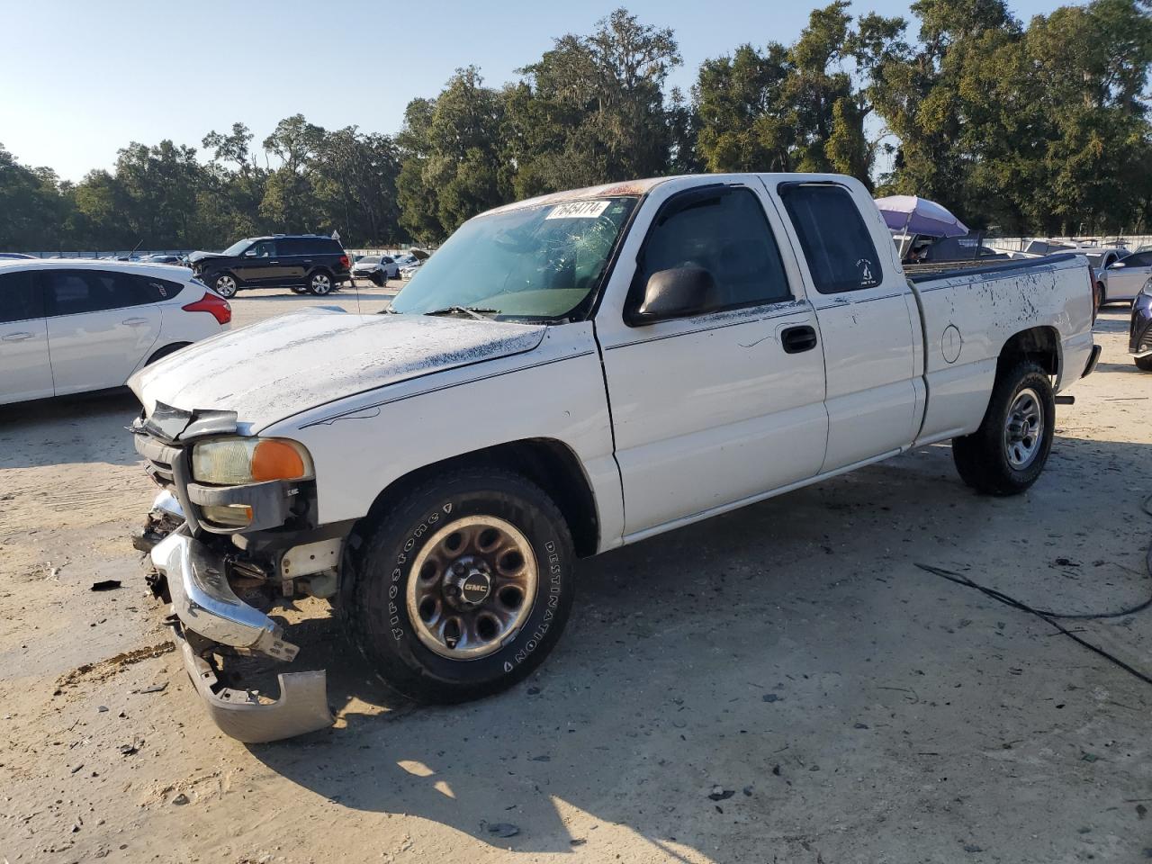 2004 GMC New Sierra C1500 VIN: 2GTEC19TX41425719 Lot: 76454774