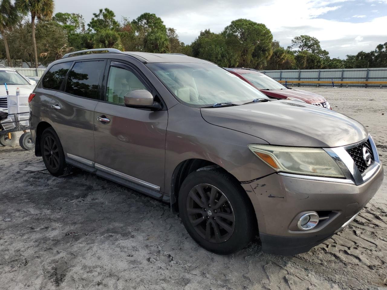 5N1AR2MN6EC723820 2014 Nissan Pathfinder S