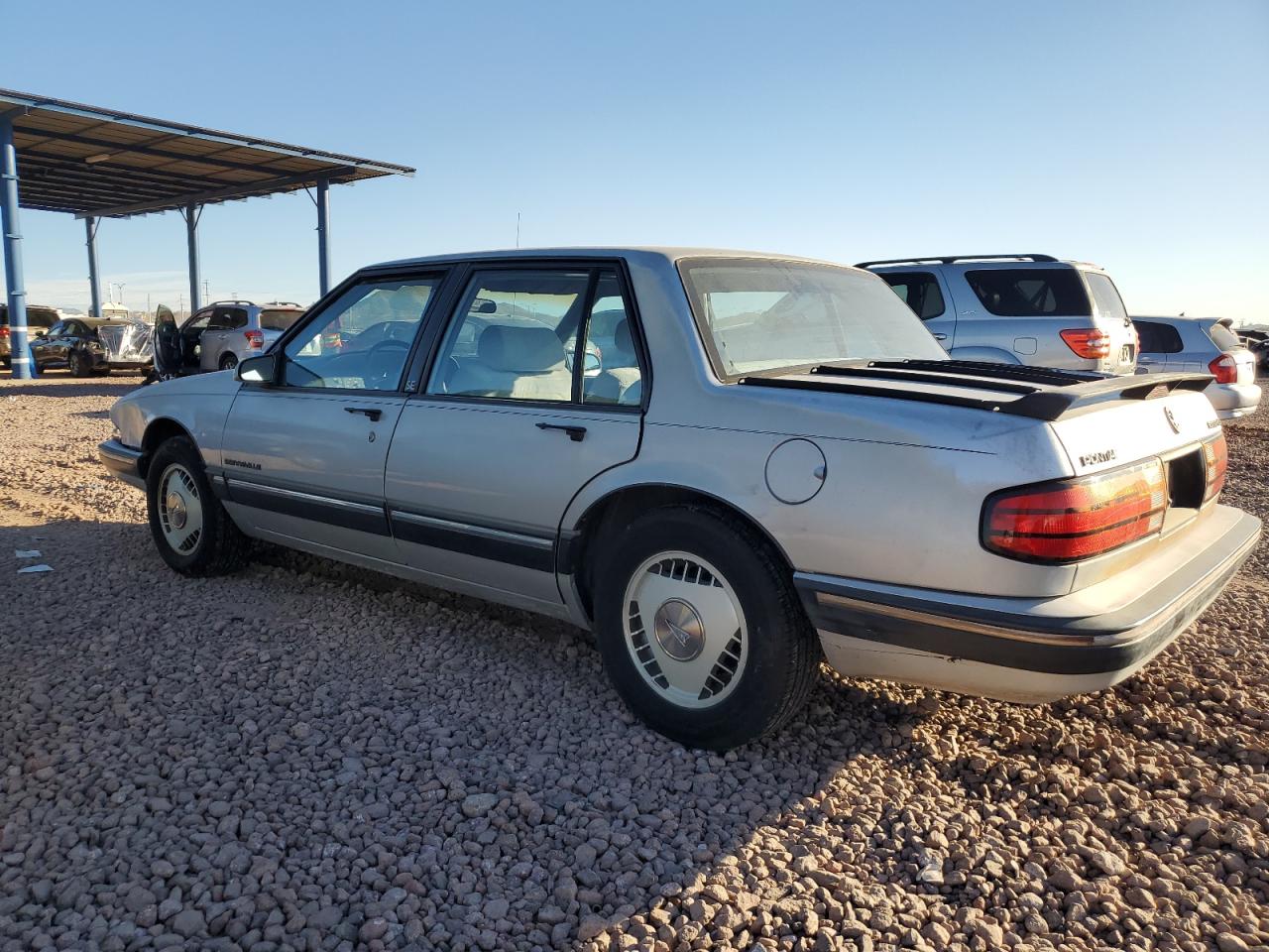 1G2HZ54C1JW300580 1988 Pontiac Bonneville Se