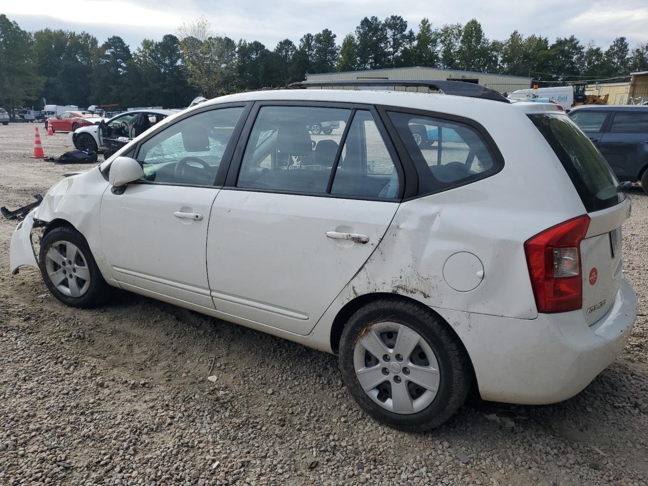 2009 Kia Rondo Base VIN: KNAFG528397259136 Lot: 75529894