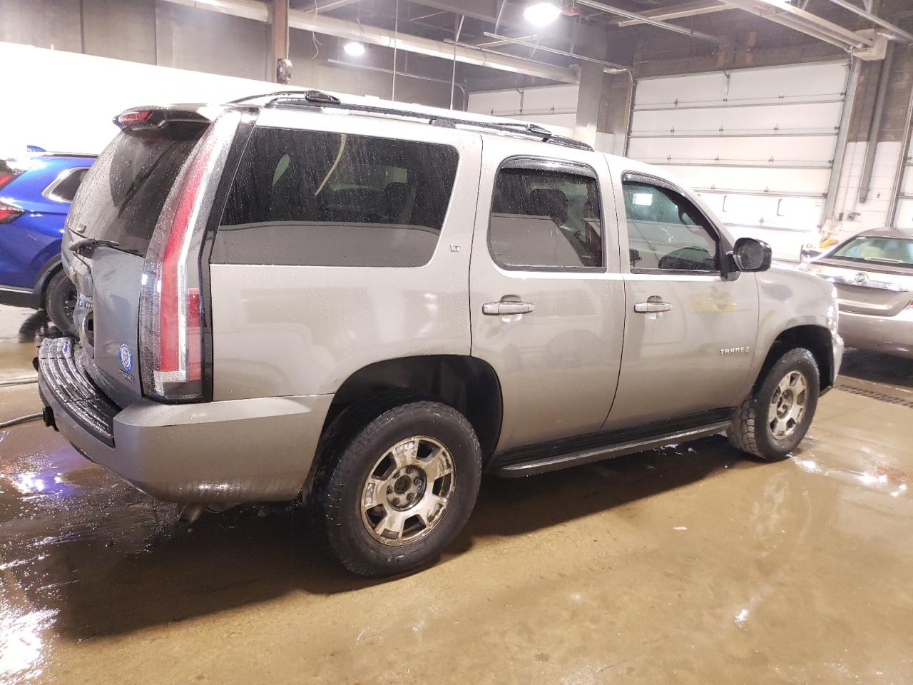 2009 Chevrolet Tahoe K1500 Lt VIN: 1GNFK23009R233050 Lot: 74015374