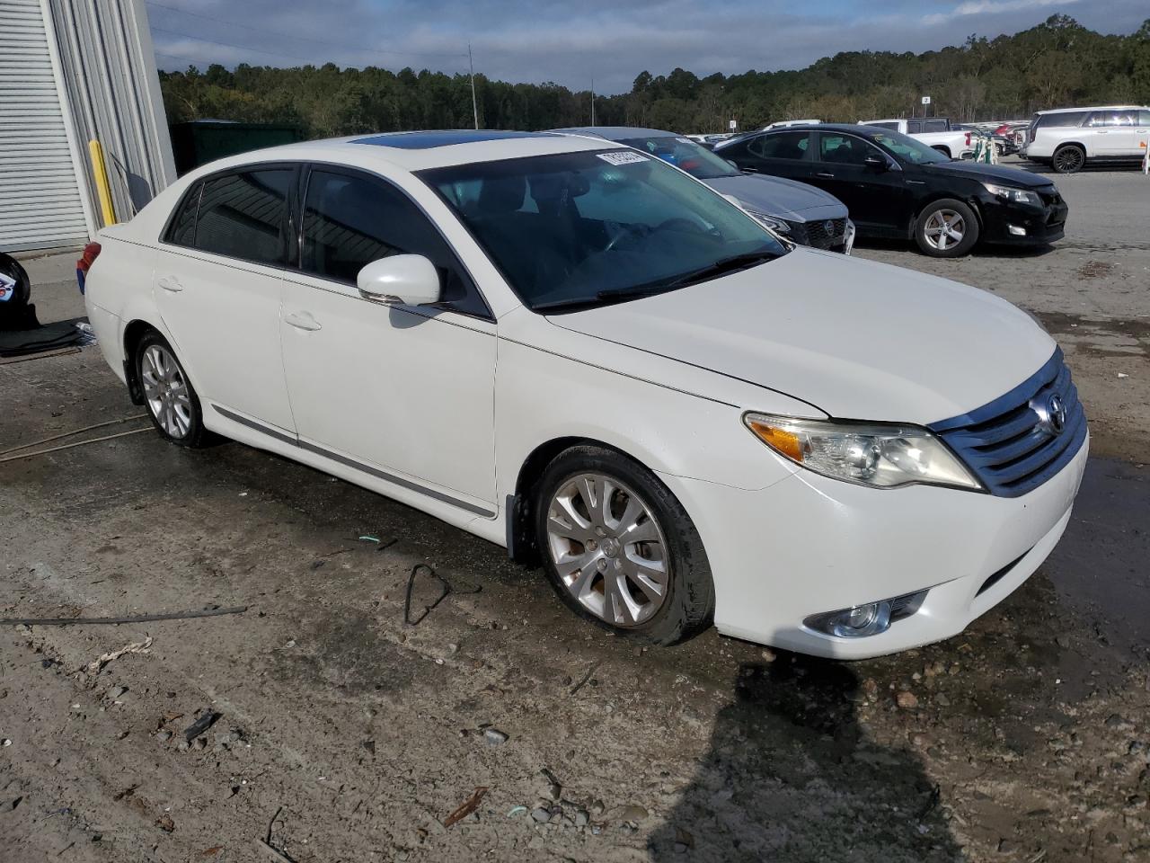 4T1BK3DB6BU409708 2011 Toyota Avalon Base