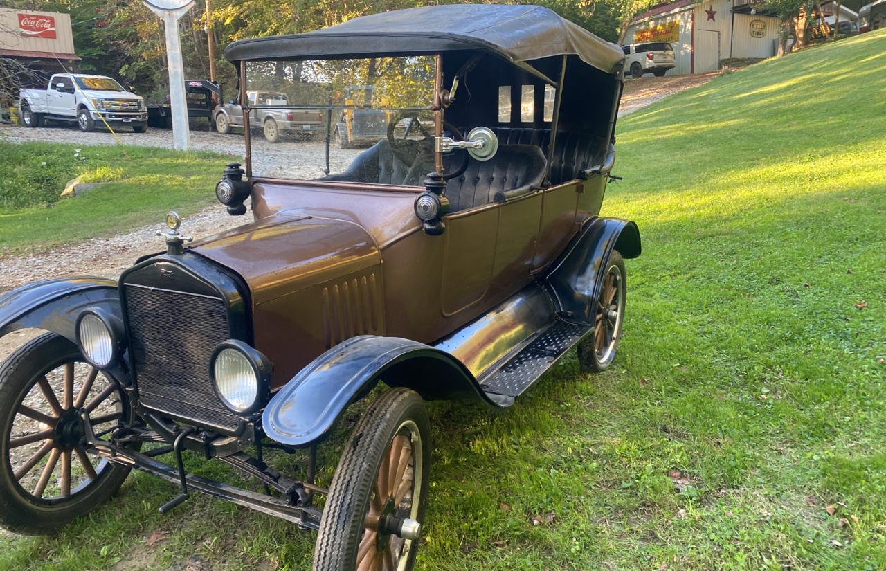 3081191 1920 Ford Model T