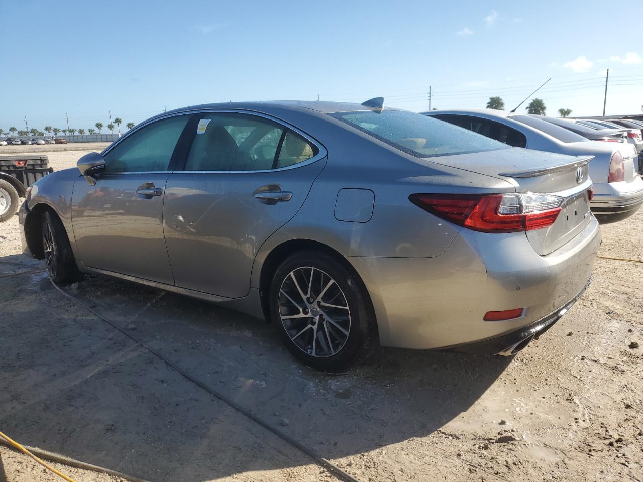 58ABK1GG5HU055712 2017 Lexus Es 350