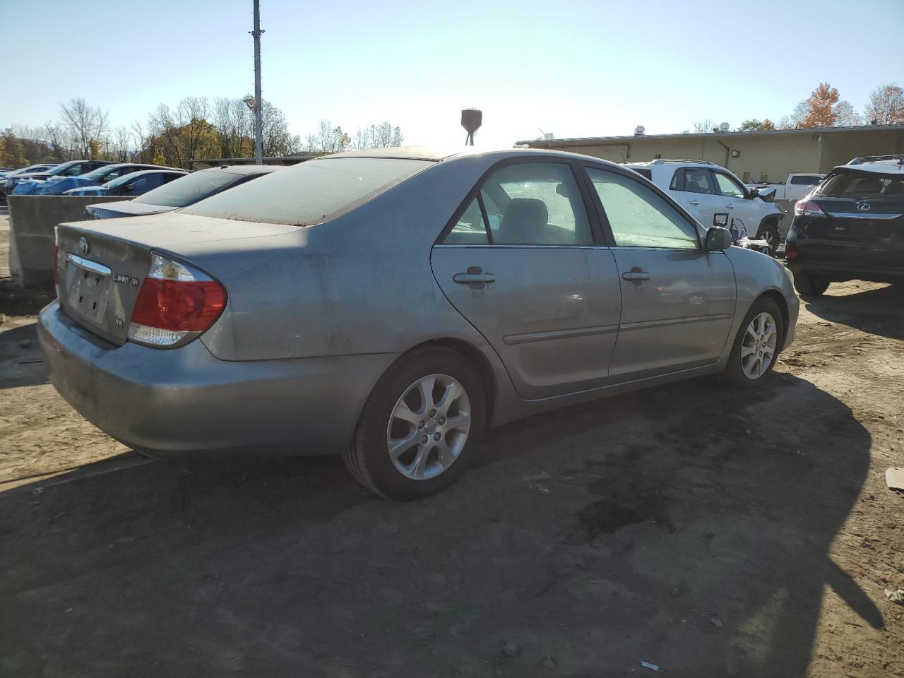 4T1BF30K75U595354 2005 Toyota Camry Le