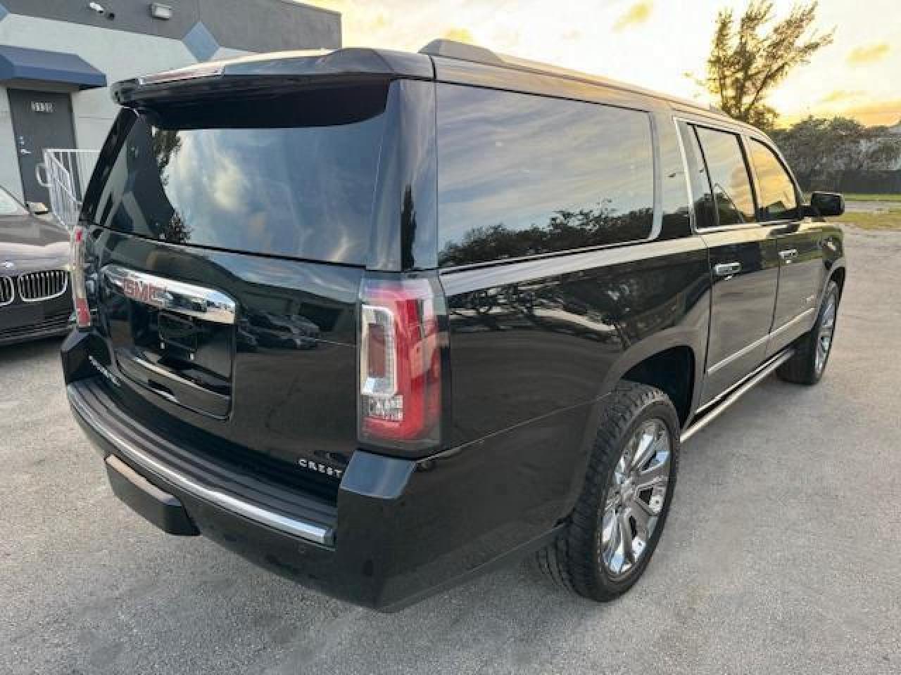 1GKS1JKJ0FR715158 2015 GMC Yukon Xl Denali